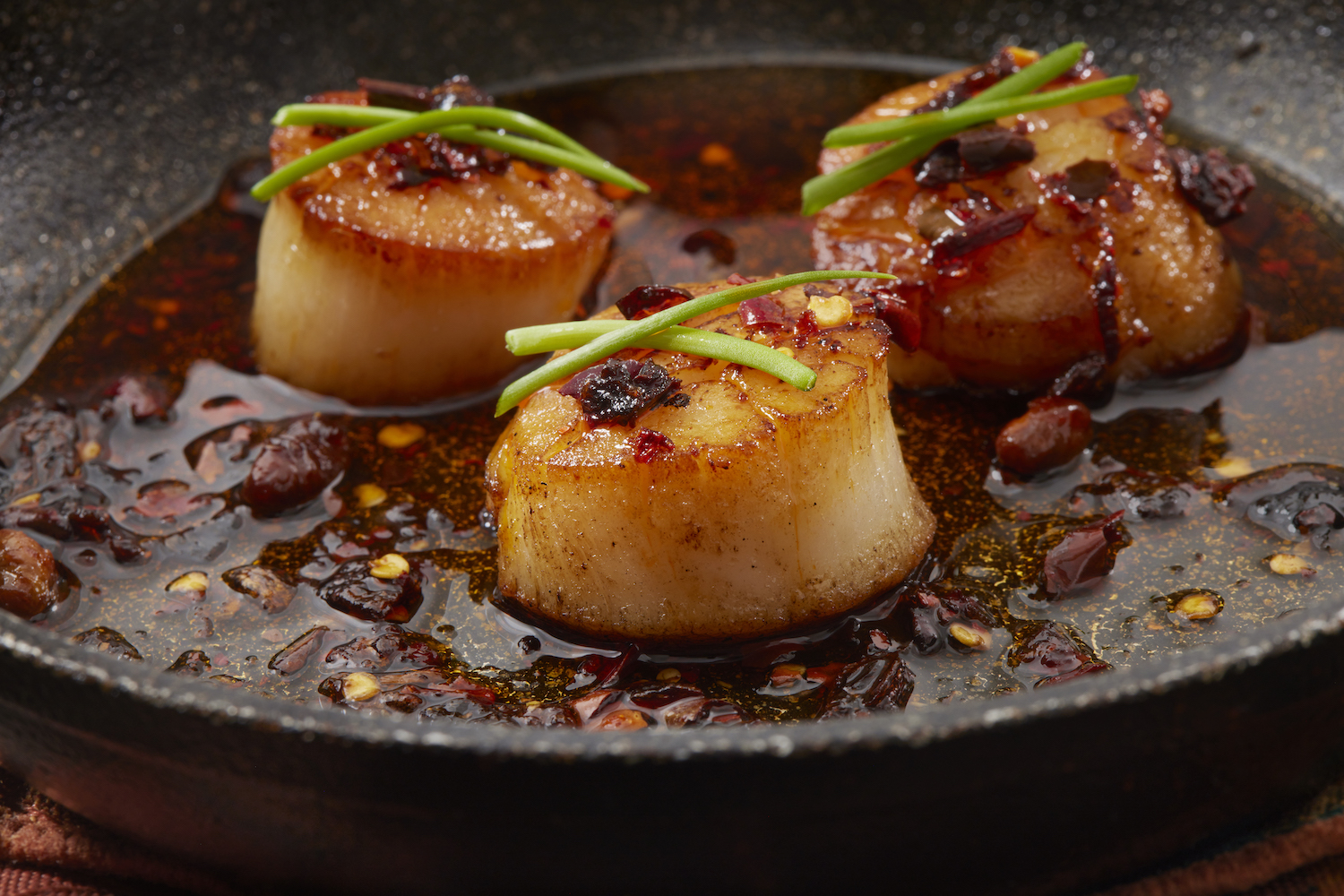 Spicy Thai Chili Scallops with Scallions from Vital Choice. We reviewed the sustainable seafood purveyor.